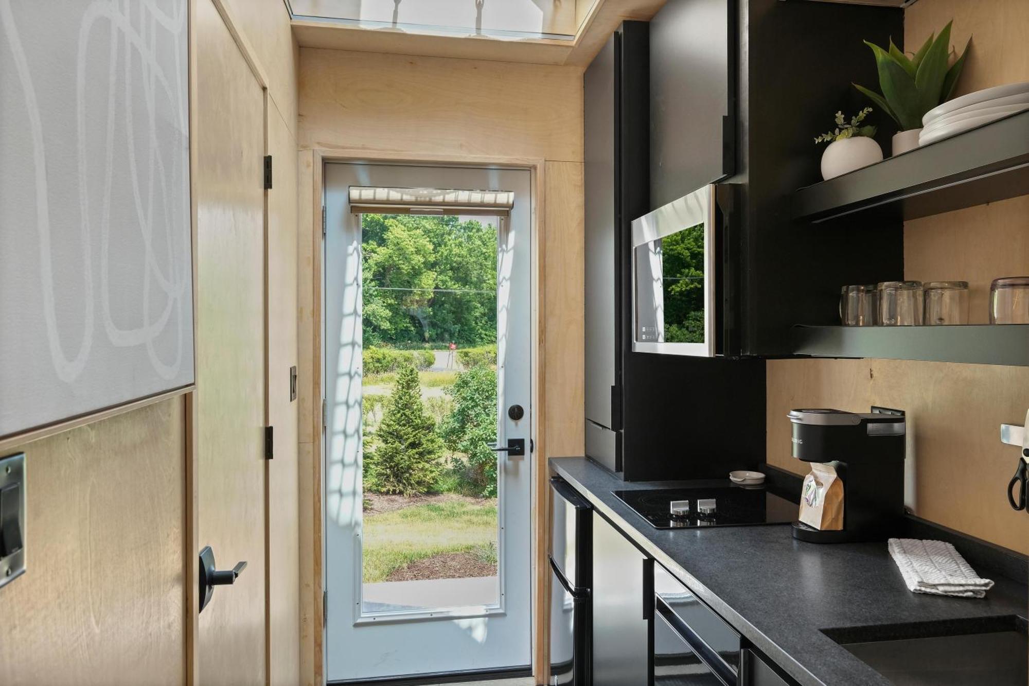 Bunkies- The Hold Villa Ottawa Bagian luar foto