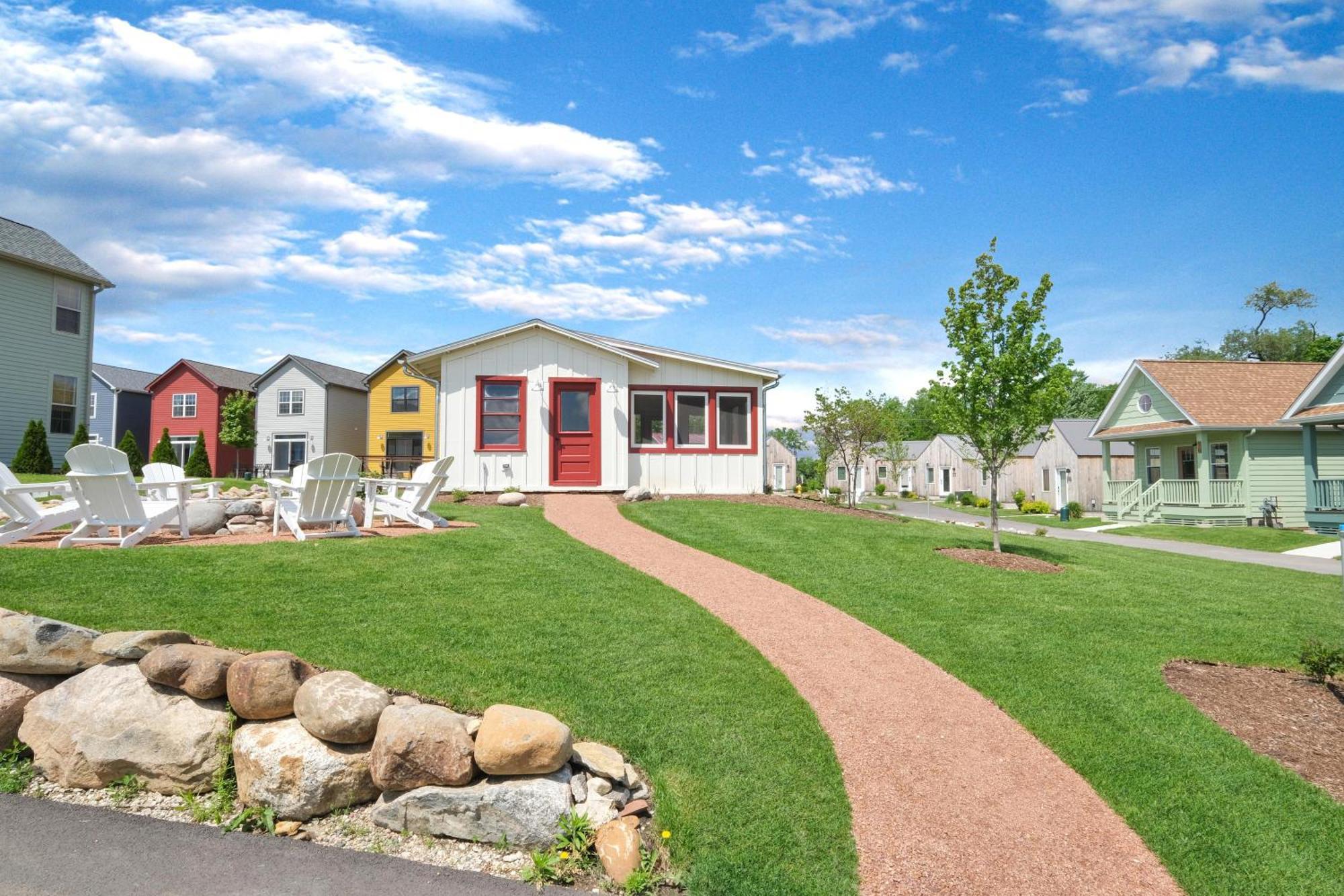 Bunkies- The Hold Villa Ottawa Bagian luar foto